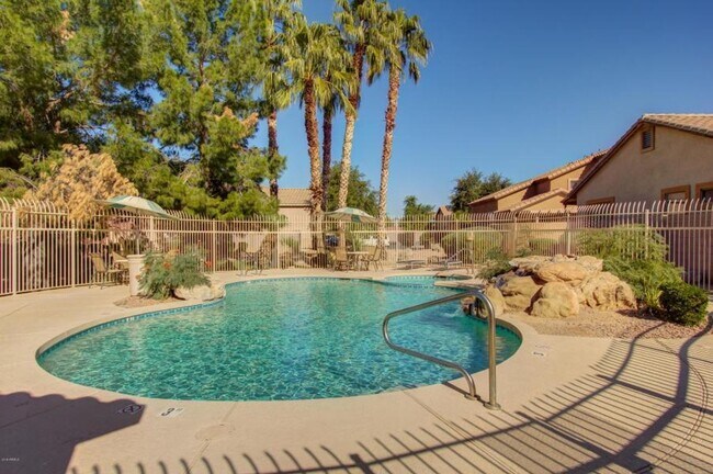 Building Photo - VISTA MESA ESTATES TWO STORY 4 BEDROOM PLU...