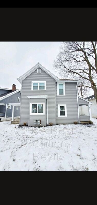 Primary Photo - 2162 Margaret Ave