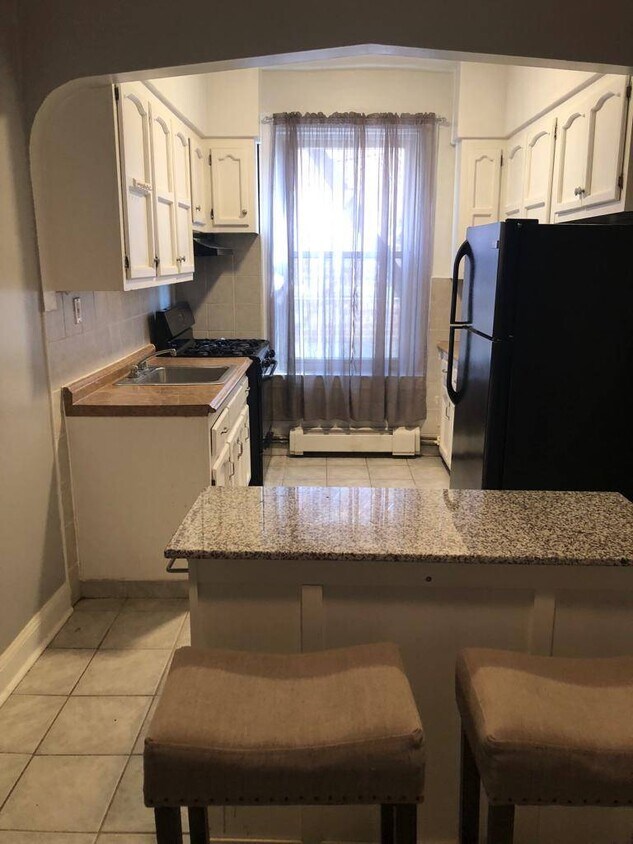 Foto principal - 2756 Barnes Ave