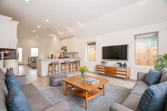 Foto del edificio - 13724 Lantana Breeze Dr