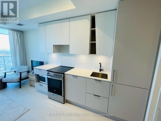 Building Photo - 3900 Confederation Pkwy