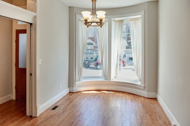 Foto del edificio - 418 E 22nd St