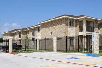 Villa Regale Apartments photo'