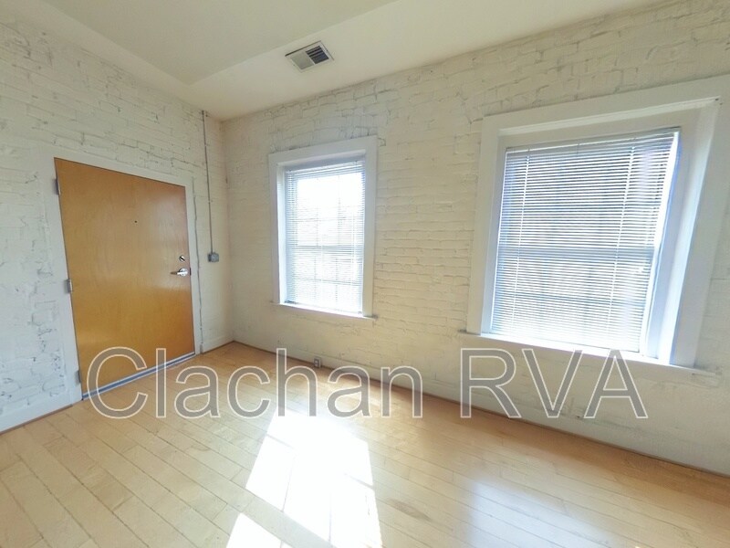 Primary Photo - 301 Goshen St