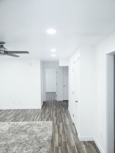 Foto del edificio - 1626 W Maple Shade Ln