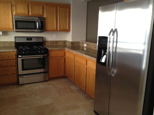 Kitchen - 10288 Wateridge Cir