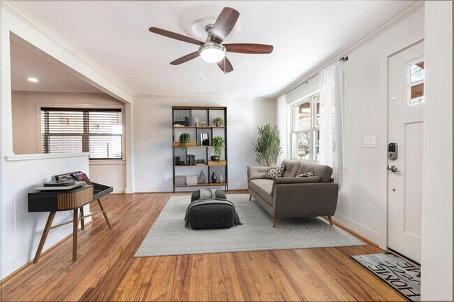 Building Photo - 839 Wayland Ct