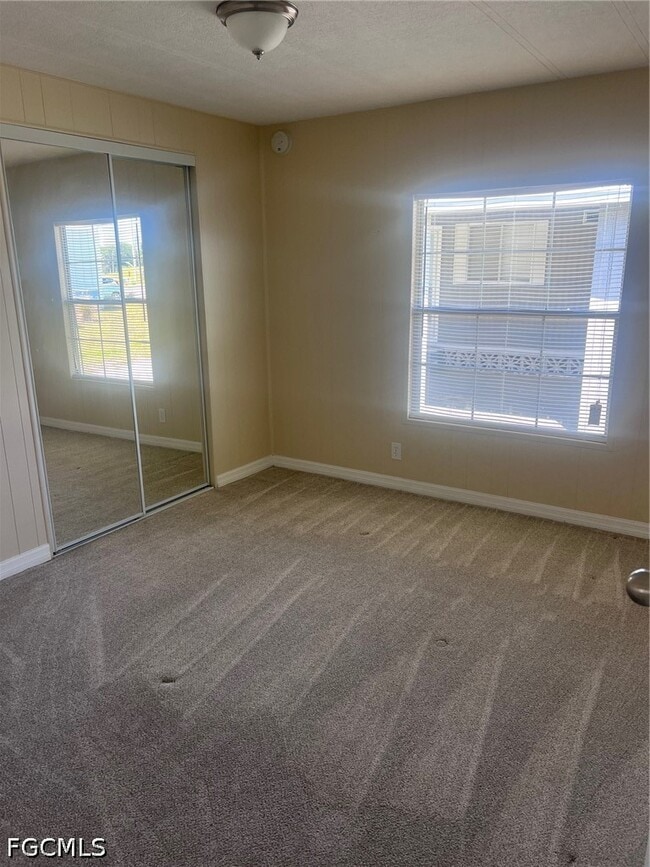 Building Photo - 947 Strongbox Ln
