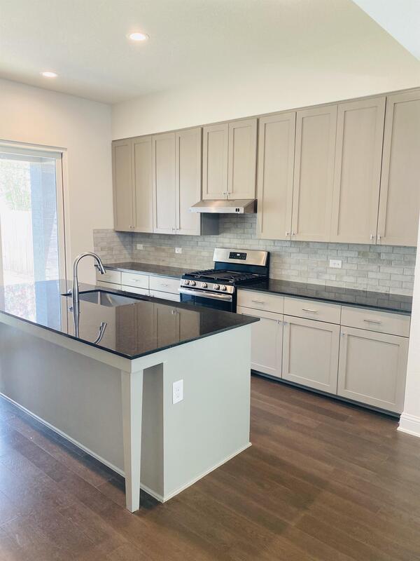 Foto del edificio - 3207 Forest Park Blvd