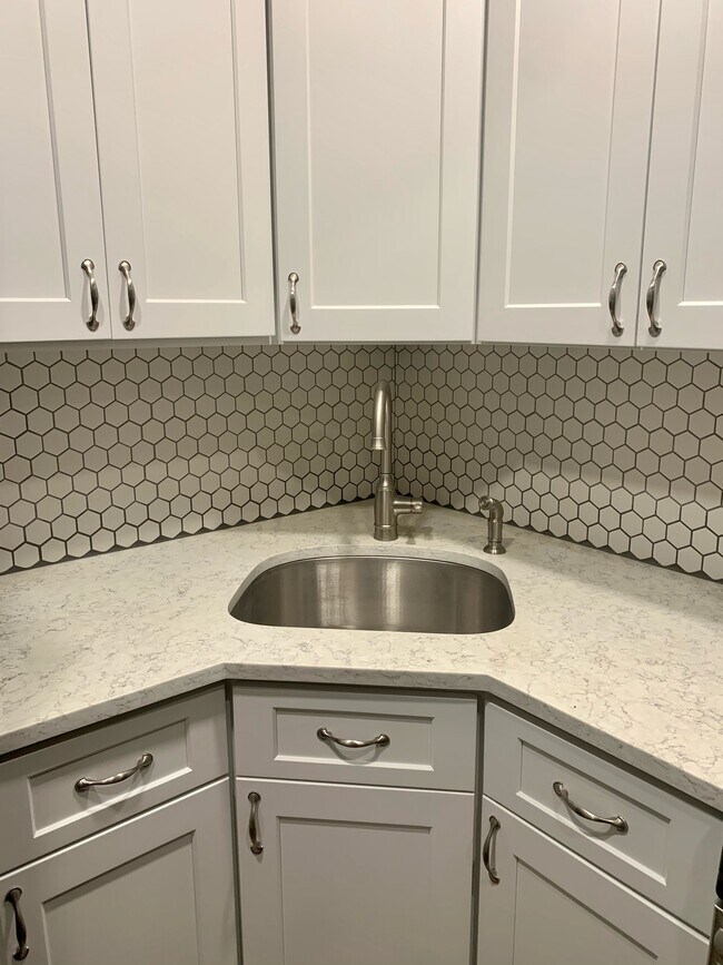 Foto del edificio - 17 Linhurst Pl