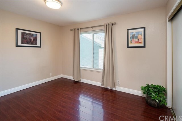 Foto del edificio - 5640 Riverside Dr