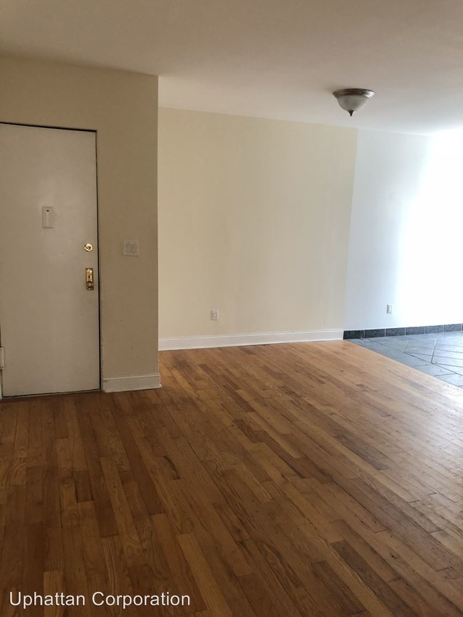 Building Photo - 242 Bradhurst Ave