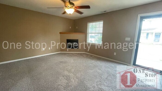 Foto del edificio - Gorgeous 3 bedroom / 2.5 bathroom in Grain...