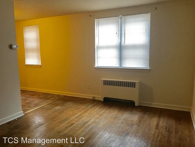 Foto del edificio - 407 E Godfrey Ave