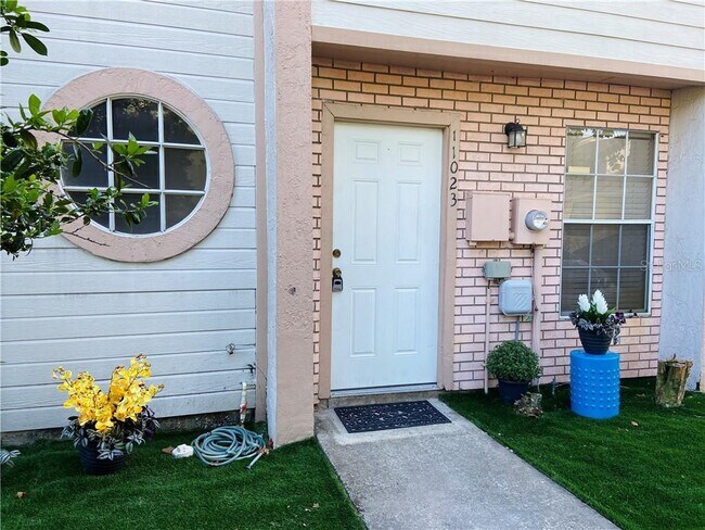 Foto del edificio - 11023 Regency Commons Ct