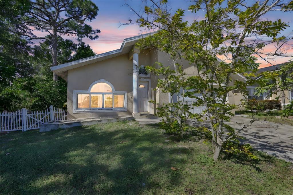 Foto principal - 15820 49th Street N