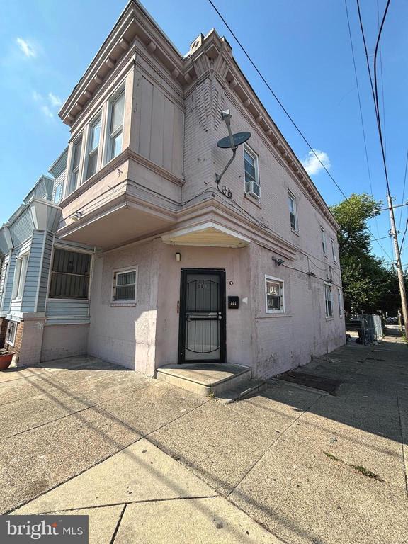 Building Photo - 401 W Wingohocking St