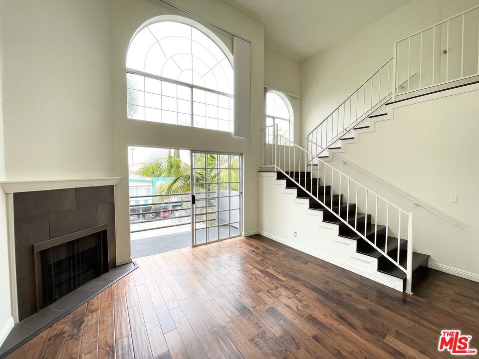 Foto principal - 8515 Alcott St