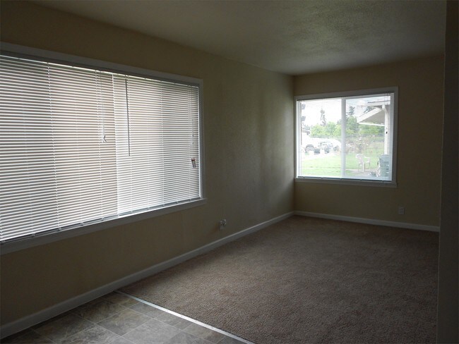 Foto del edificio - 11230 Kline St SW