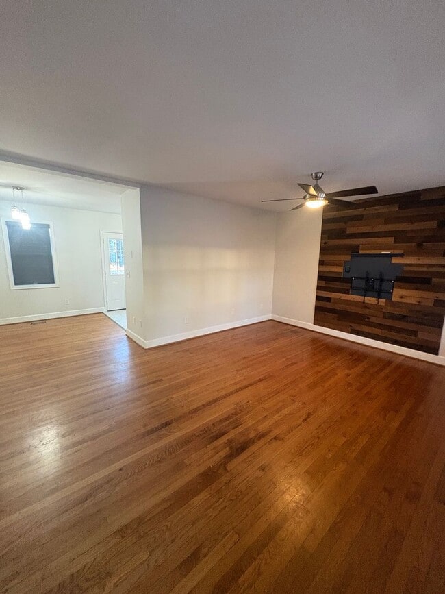 Foto del edificio - 1414 Ashburton Rd