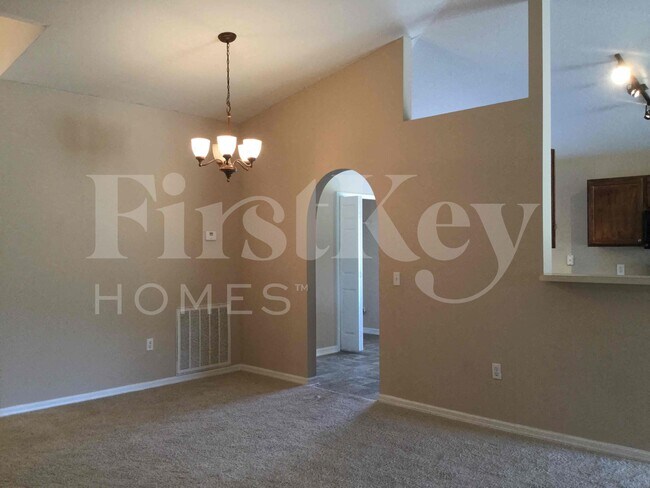 Foto del edificio - 425 Hammerstone Ave