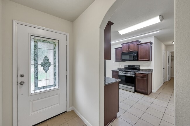 Building Photo - 7527 Fettle Ln
