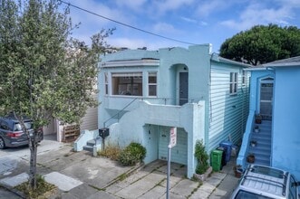Building Photo - 50 Paulding St