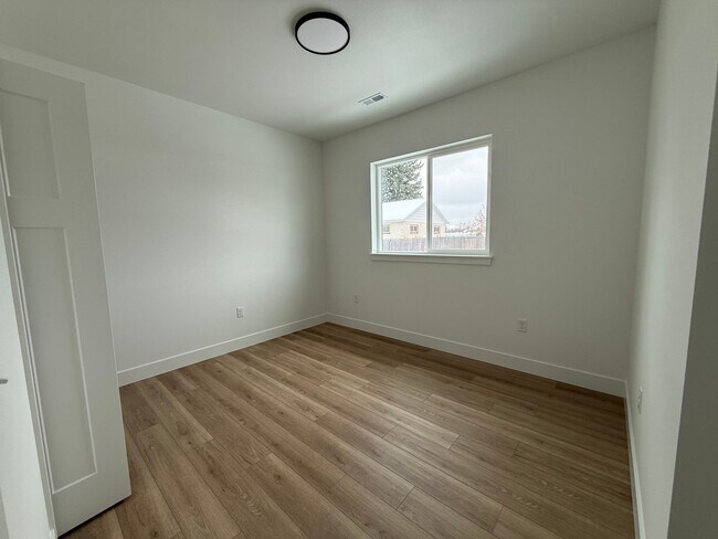 Foto del edificio - 2519 Arnold Ln