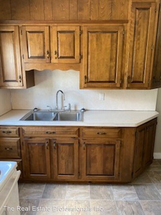 Foto del edificio - 2 br, 1 bath House - 819 Spruce Street