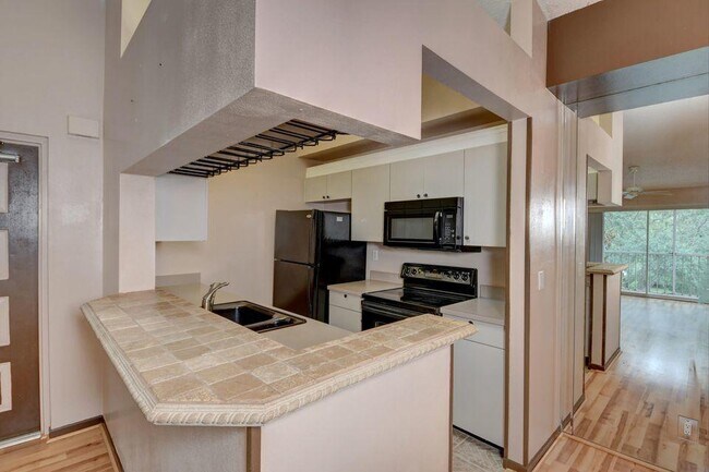 Foto del edificio - 2500 SE Anchorage Cove