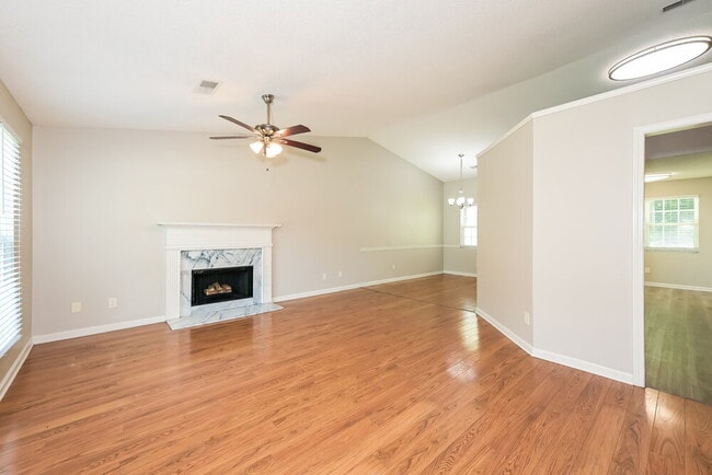 Building Photo - 1867 Fort River Way