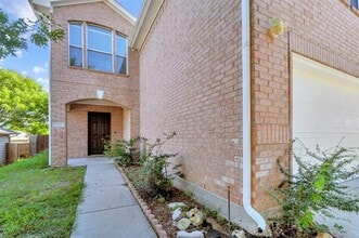 Building Photo - 1946 Courtside Dr
