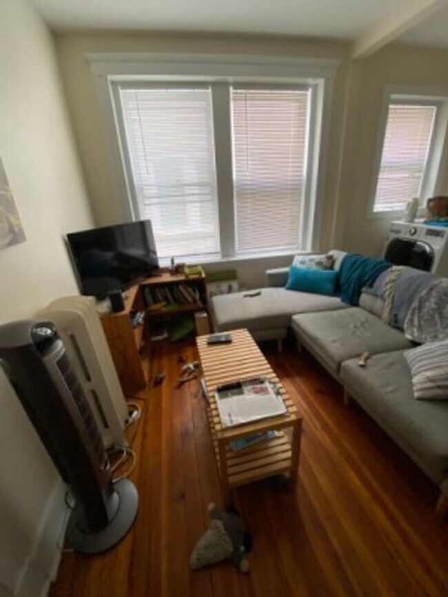 Building Photo - Nice, Spacious, Updated and Affordable Low...