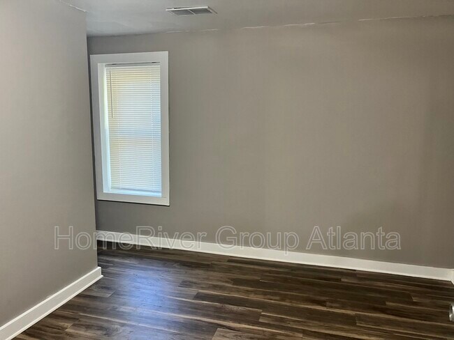 Foto del edificio - 2040 Penelope St NW