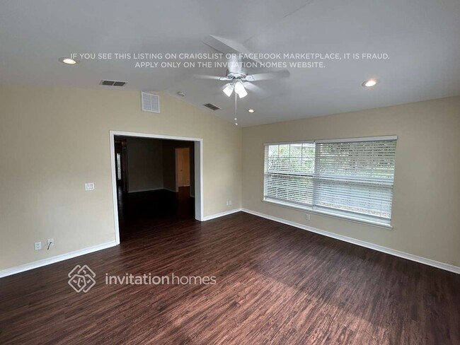 Foto del edificio - 1225 Hunt Ave