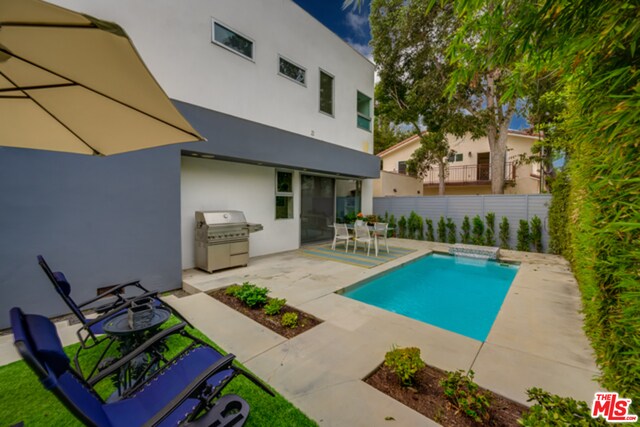 Foto del edificio - 5951 Pickford St