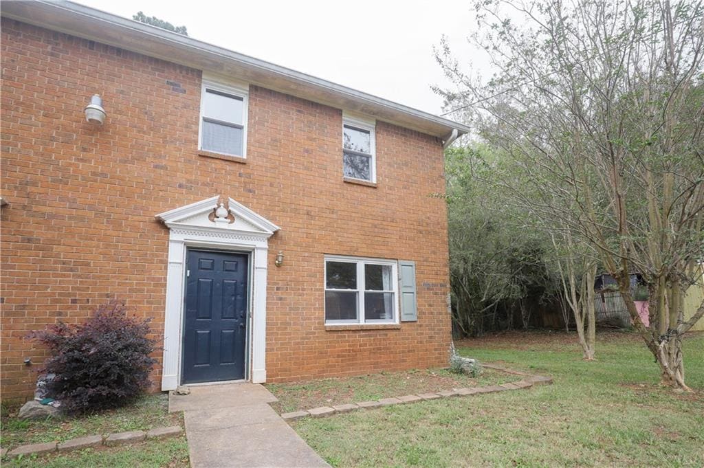 Foto principal - 304 Lexington Dr
