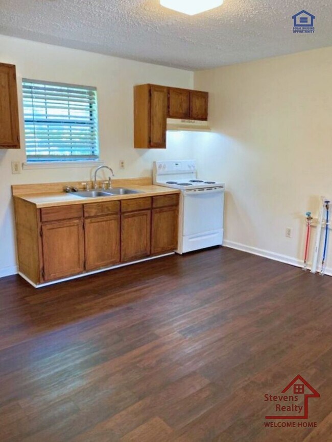 Foto del edificio - 232 Dogwood Pointe Dr