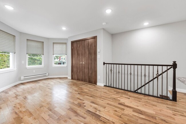 Foto del edificio - 6122 Walnut St