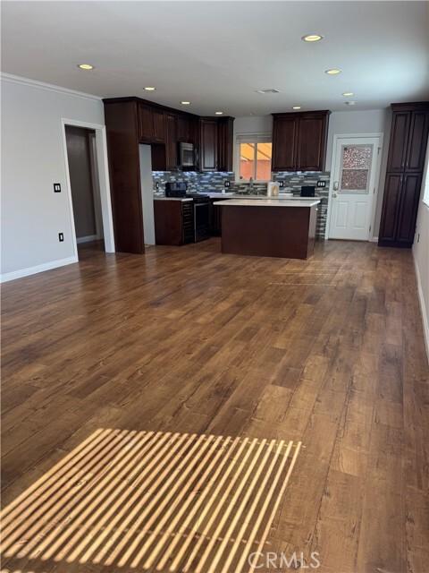 Foto del edificio - 12256 Vanowen St