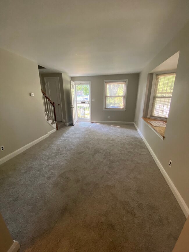 Photo - 4812 Stafford St House