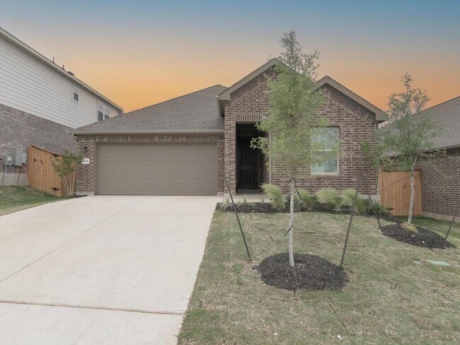 Building Photo - 1104 Ridge Runner Dr