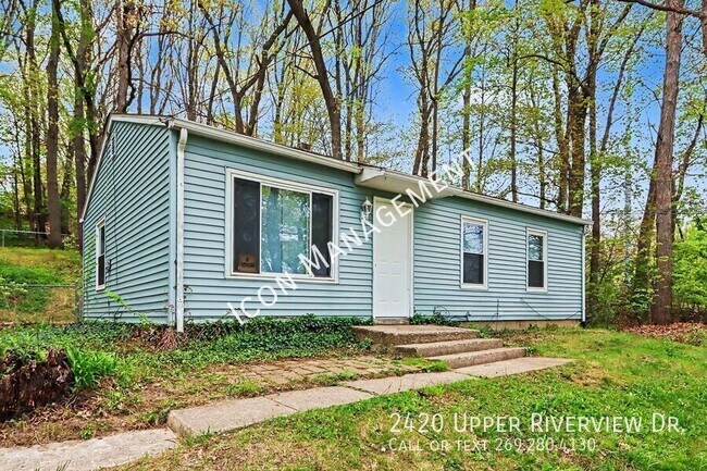 Foto del edificio - 2420 Upper Riverview Dr