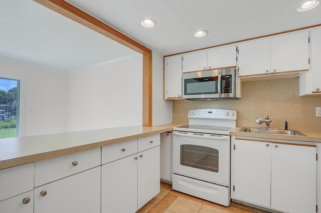 Building Photo - 342 Southwind Dr