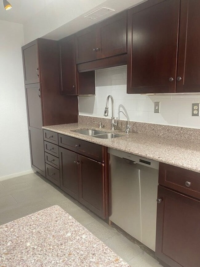 Foto del edificio - Beautiful Apartment in Carbondale