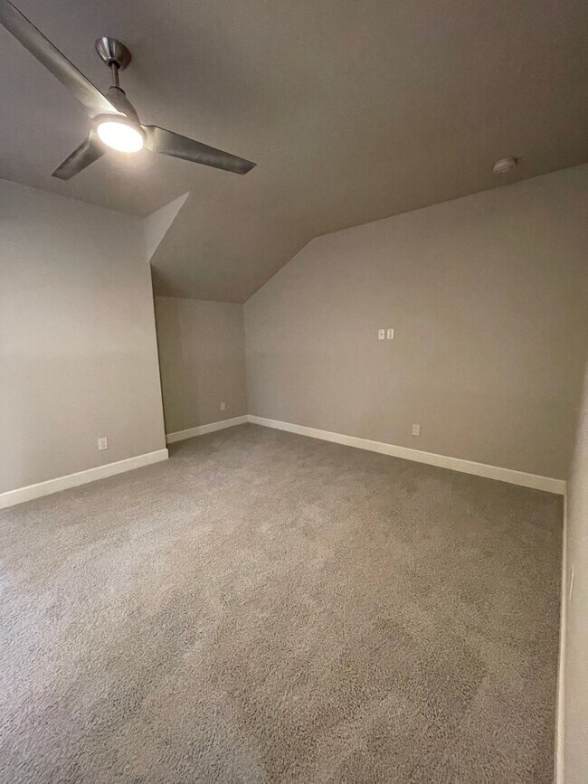 Foto del edificio - Beautiful, Brand New 1 Bedroom, 1 Bath ADU Home