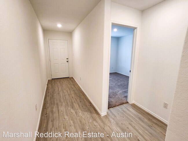 Building Photo - 3 br, 2 bath House - 3805 Far Horizon