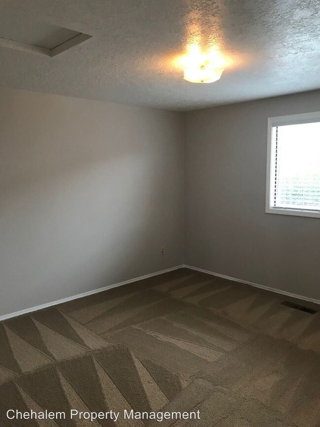 Building Photo - 2 br, 1 bath Apartment - 1705 Aldersgate Ln.