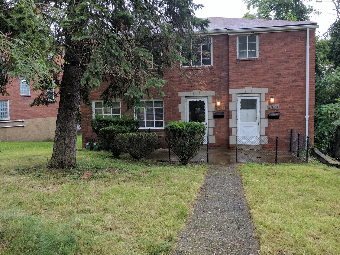 Primary Photo - 4343 Coleridge St