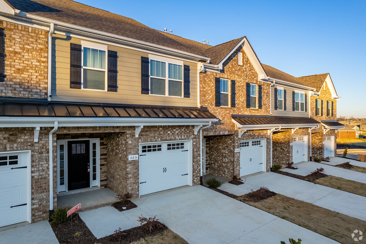Foto principal - Dartford Townhomes